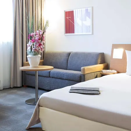 Novotel Frankfurt City-3