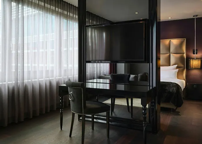 Roomers Frankfurt Central, Autograph Collection Francoforte sul Meno